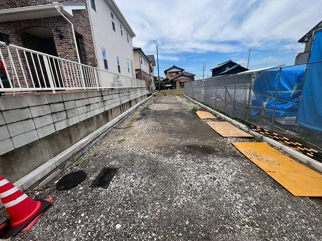 瑞浪市南小田町２丁目の前面道路含む現地写真