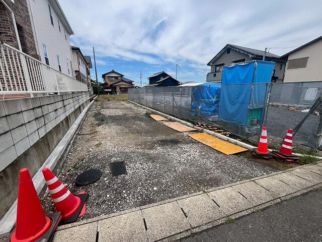 瑞浪市南小田町２丁目の前面道路含む現地写真