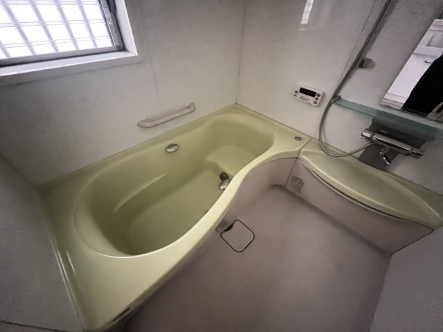 辻之戸建ての浴室