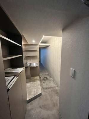 【玄関】 | クラッシー博多 | 別号室の写真になります。現況優先。