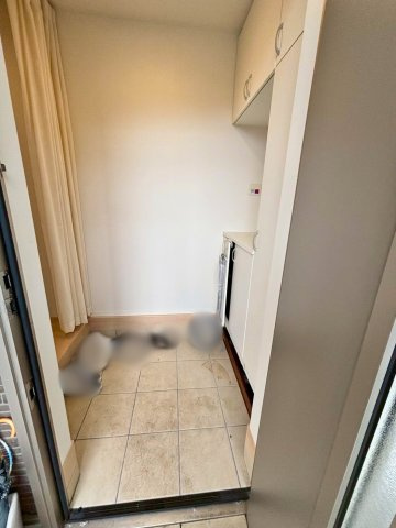 泉佐野市日根野戸建の玄関