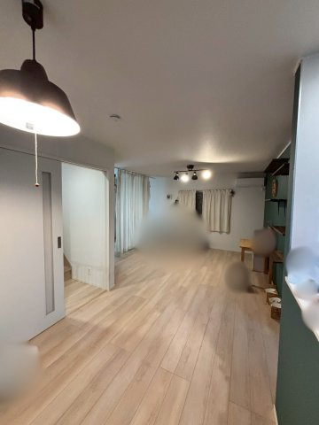 泉佐野市日根野戸建の居間・リビング