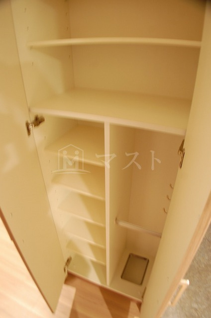 プレサンスタワー北浜の玄関|※建物内別間取参考写真