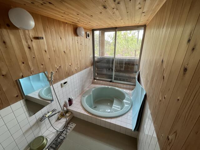 中津川市茄子川　戸建ての浴室