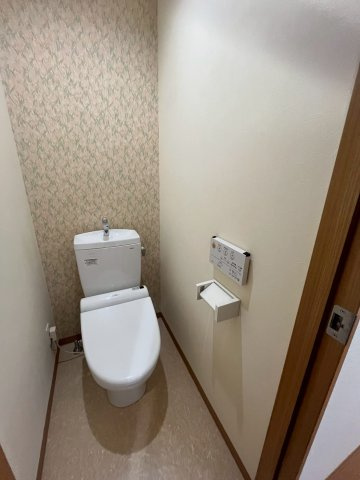 ディアコート三貴天神橋のトイレ