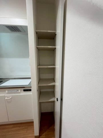 ディアコート三貴天神橋の収納