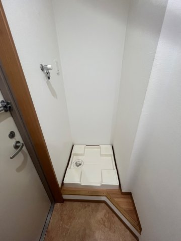 ディアコート三貴天神橋の玄関