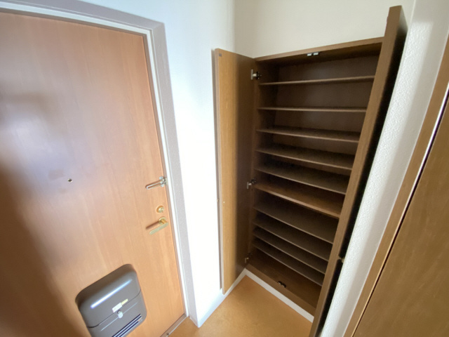 ヒルズ岡本の内装