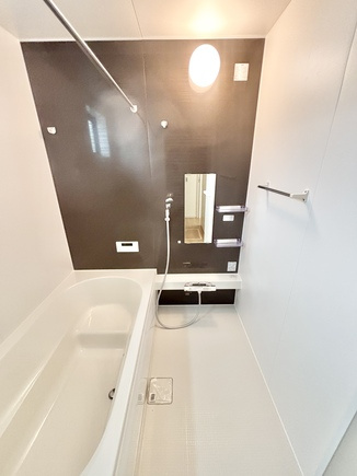 【仲介手数料無料／中川区】Terrechez名古屋市中川区中須町2期　全2棟　新築戸建の浴室