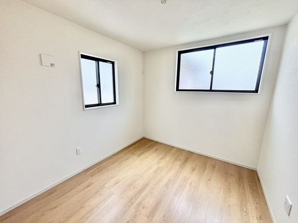 【仲介手数料無料／中川区】Terrechez名古屋市中川区中須町2期　全2棟　新築戸建の洋室