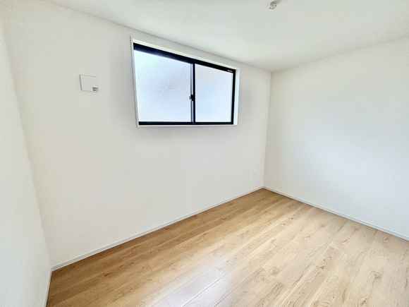 【仲介手数料無料／中川区】Terrechez名古屋市中川区中須町2期　全2棟　新築戸建の洋室