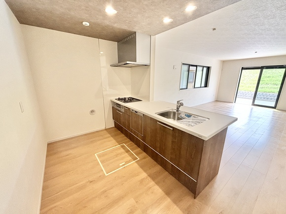 【仲介手数料無料／中川区】Terrechez名古屋市中川区中須町2期　全2棟　新築戸建のキッチン