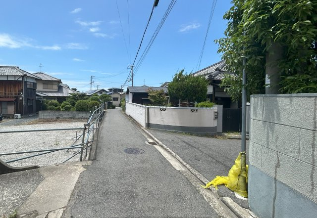 岸和田市小松里町土地の前面道路含む現地写真|前面道路