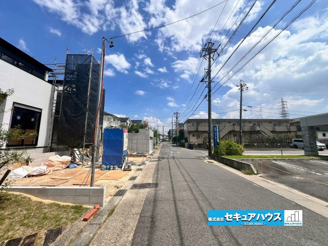 【今からご案内可能】名古屋市緑区桃山 全2棟 2号棟の前面道路含む現地写真|事前予約にて現地ご見学いただけます！お気軽にお問い合わせください♪
■株式会社　セキュアハウス■
住宅ローンに強く、知識、経験豊富なスタッフ在籍
お客様に寄り添い、ご成約後もサポート致します。