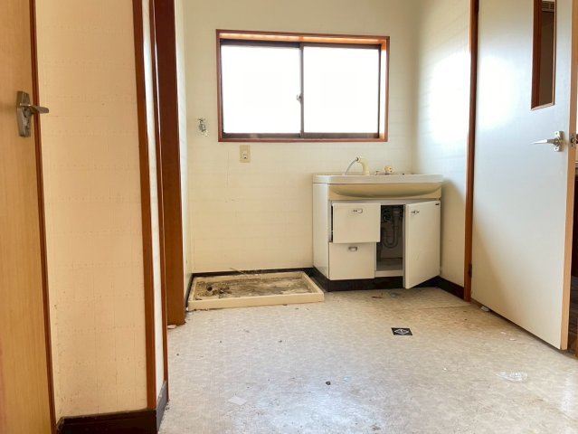 潮来中古戸建の洗面所