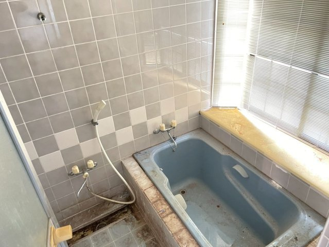 潮来中古戸建の浴室