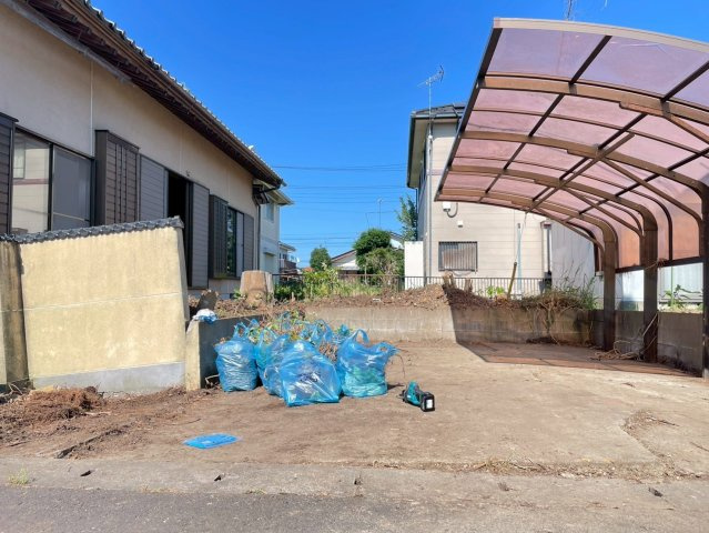 潮来中古戸建の駐車場