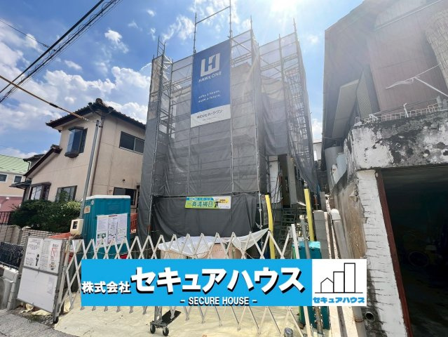 名古屋市緑区神沢　全1棟の外観|■現地外観写真
敷地面積約39坪、建物面積約26坪。
駐車並列2台可能！オプション工事でカーポート設置などいかがでしょうか。その他にも、フェンスなどの「オプション工事」もご提案いたします♪