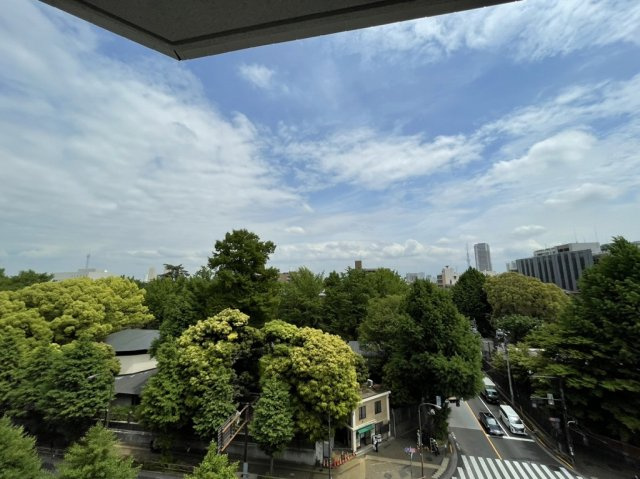 ドゥーエ東大前の展望
