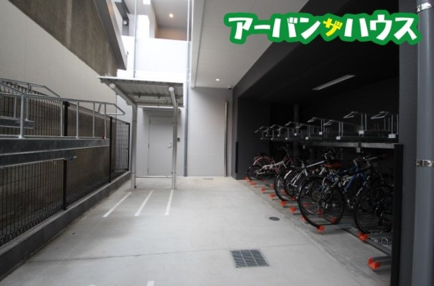 S-RESIDENCE表町の駐車場