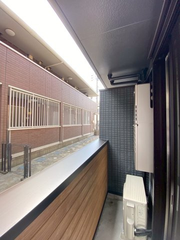 【バルコニー】