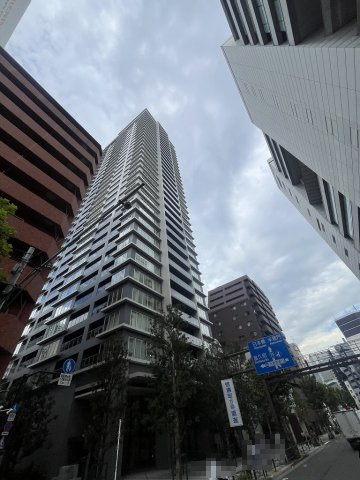 クラッシィタワー新宿御苑の外観