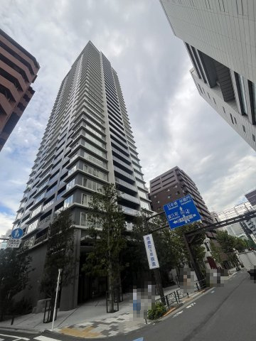 クラッシィタワー新宿御苑の外観