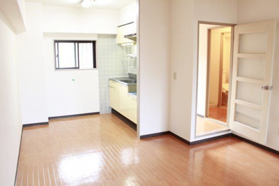 【居間・リビング】 | サンソシエ | 別のお部屋の写真です