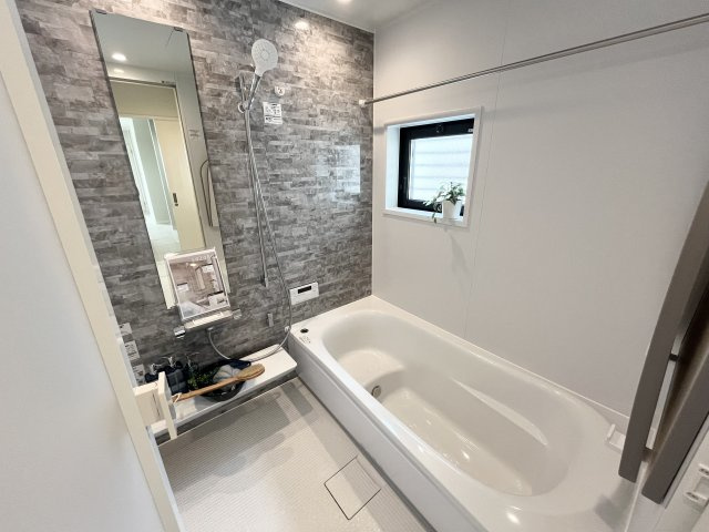 浜寺船尾町西4丁　A号棟の浴室