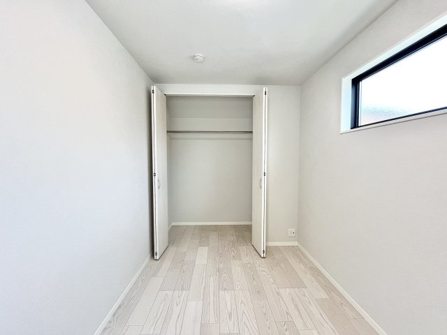 浜寺船尾町西4丁　A号棟の収納