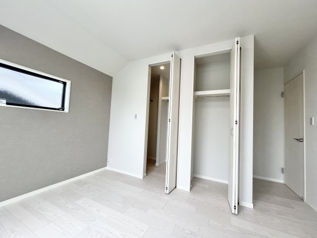 浜寺船尾町西4丁　A号棟の収納