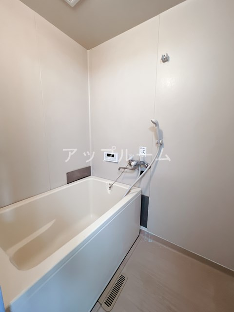 高蔵寺ハイムの浴室