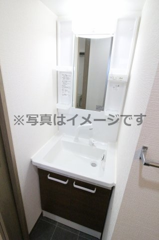 BIJL（ベイル）の独立洗面台|独立洗面化粧台付き