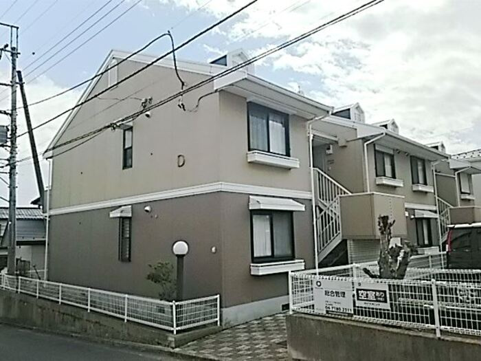 ロイヤルタウン泉 Ｄ