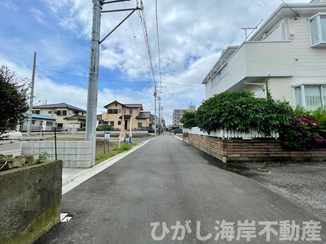 平塚市御殿3丁目　売地　全7区画の前面道路含む現地写真|現地外観