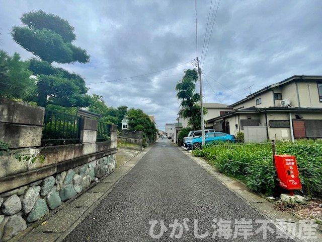 平塚市平塚4丁目　売地の前面道路含む現地写真|現地外観