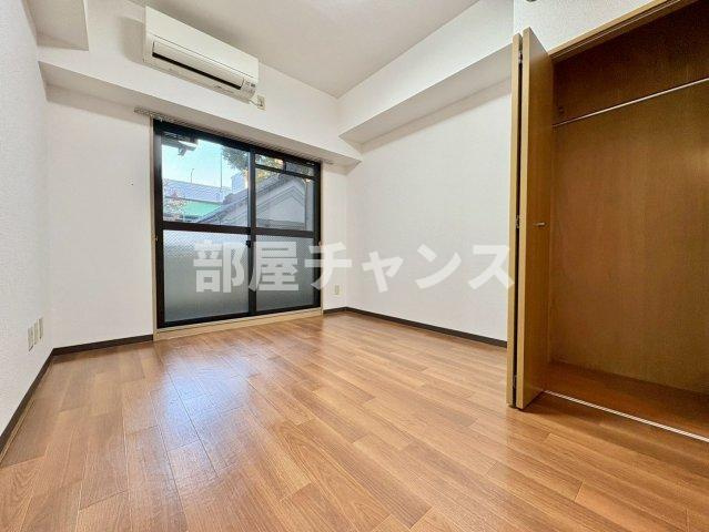 名古屋市中区栄５丁目の賃貸マンションの居間・リビング