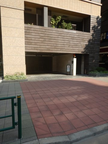 アネシア築地ステーションレジデンスのエントランス