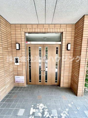 ふじマンションのエントランス