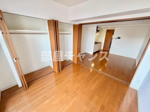 プラウランド堀田の寝室