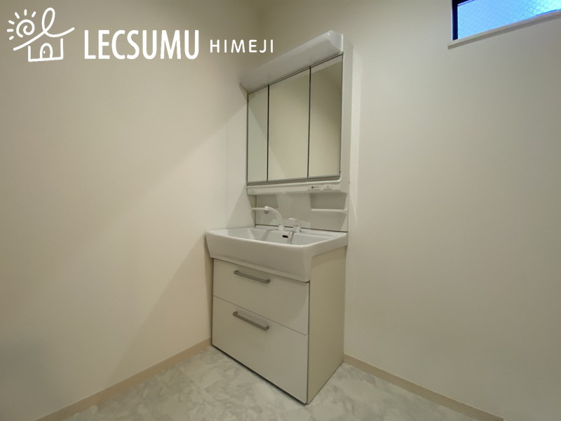 姫路市安田１丁目／新築戸建の独立洗面台