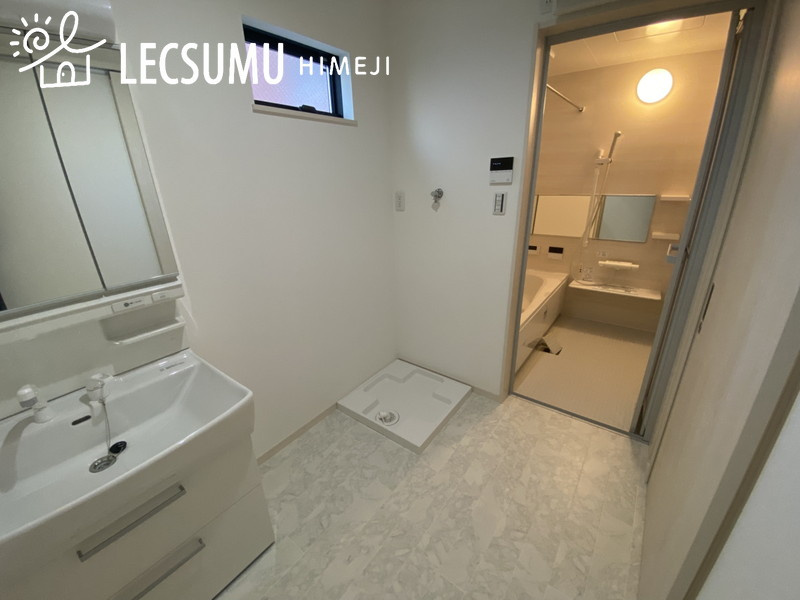 姫路市安田１丁目／新築戸建の独立洗面台