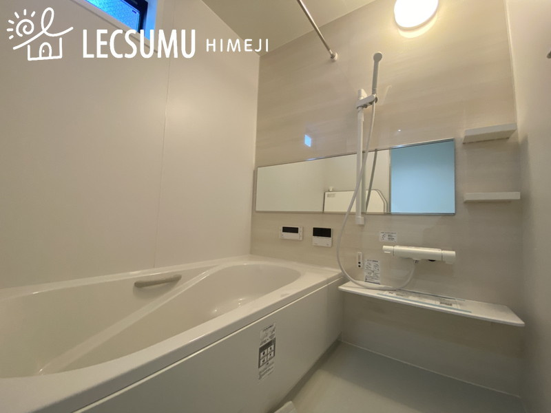 姫路市安田１丁目／新築戸建の浴室