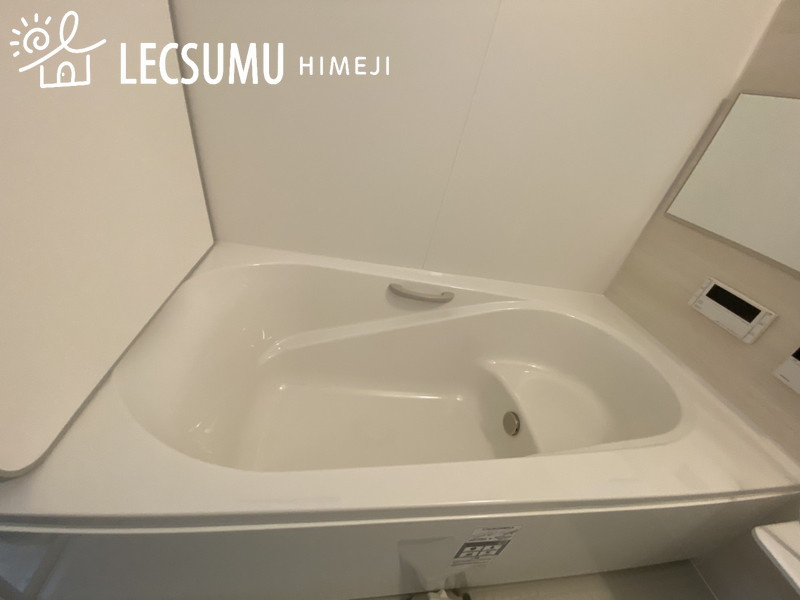 姫路市安田１丁目／新築戸建の浴室