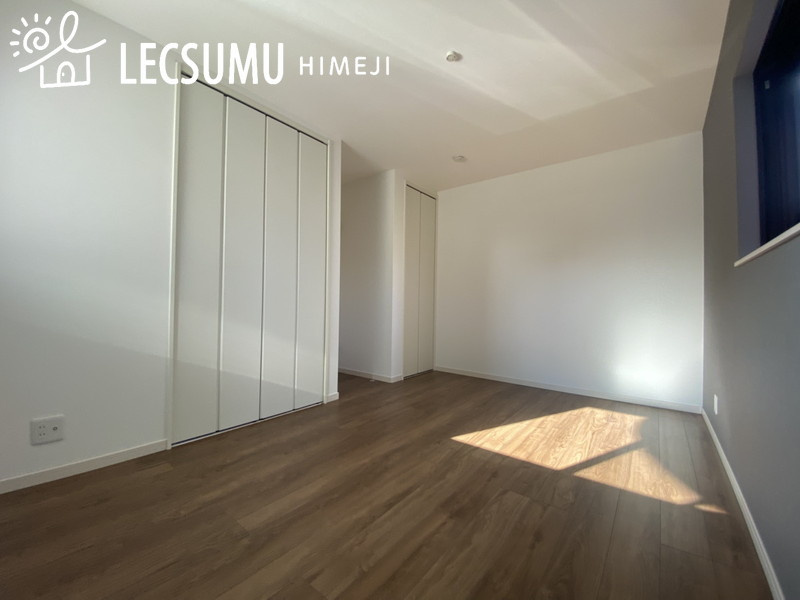 姫路市安田１丁目／新築戸建の洋室