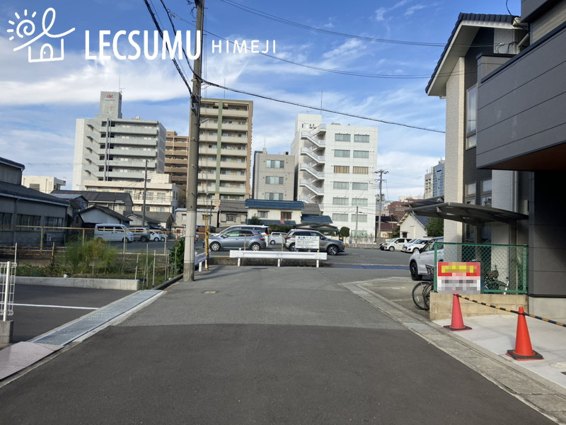 姫路市安田１丁目／新築戸建の前面道路含む現地写真