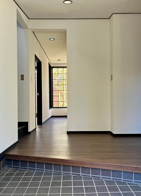 平尾戸建のロビー