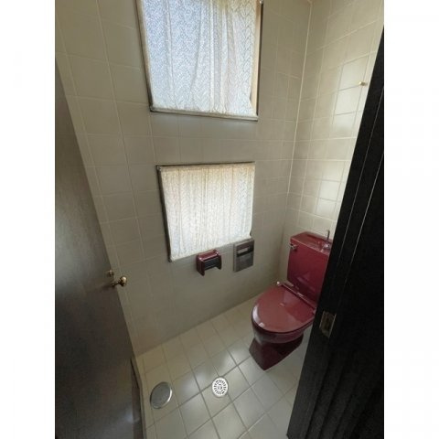 加納城南通3-8店舗の内装