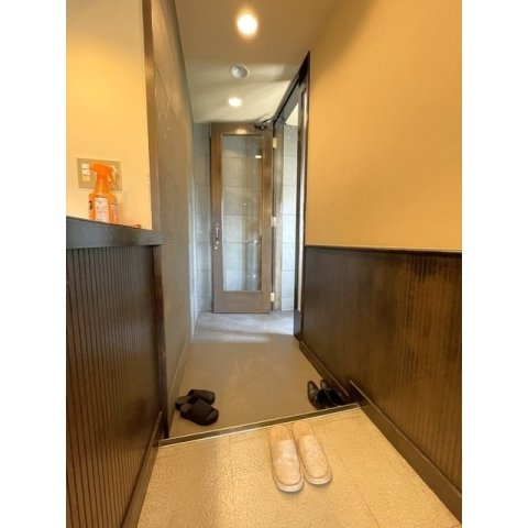 加納城南通3-8店舗の内装