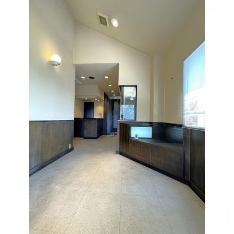 加納城南通3-8店舗の内装